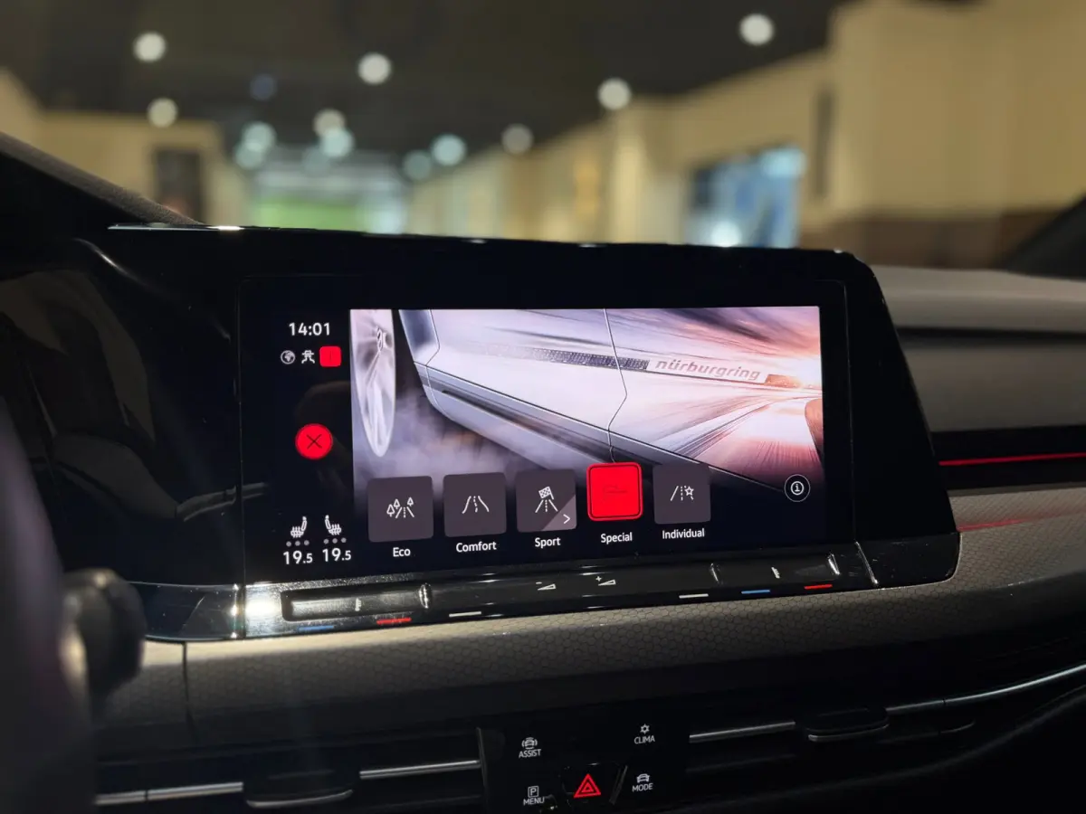 2.0 TSI GTI| 45 JAHRE CLUBSPORT|Nürburgring|Pano|Matrix|Keyless|Blindspot