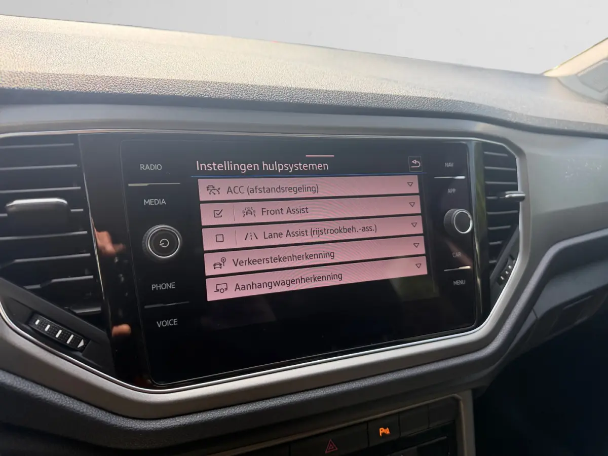 1.0 TSI Style Business- Stoelverwarming, Acc Cruise, Trekhaak, Led, Privacy Glass