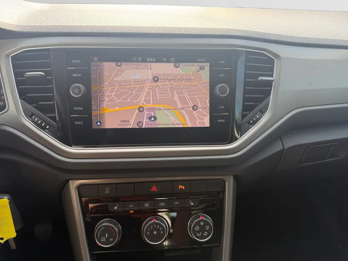 1.0 TSI Style Business- Stoelverwarming, Acc Cruise, Trekhaak, Led, Privacy Glass