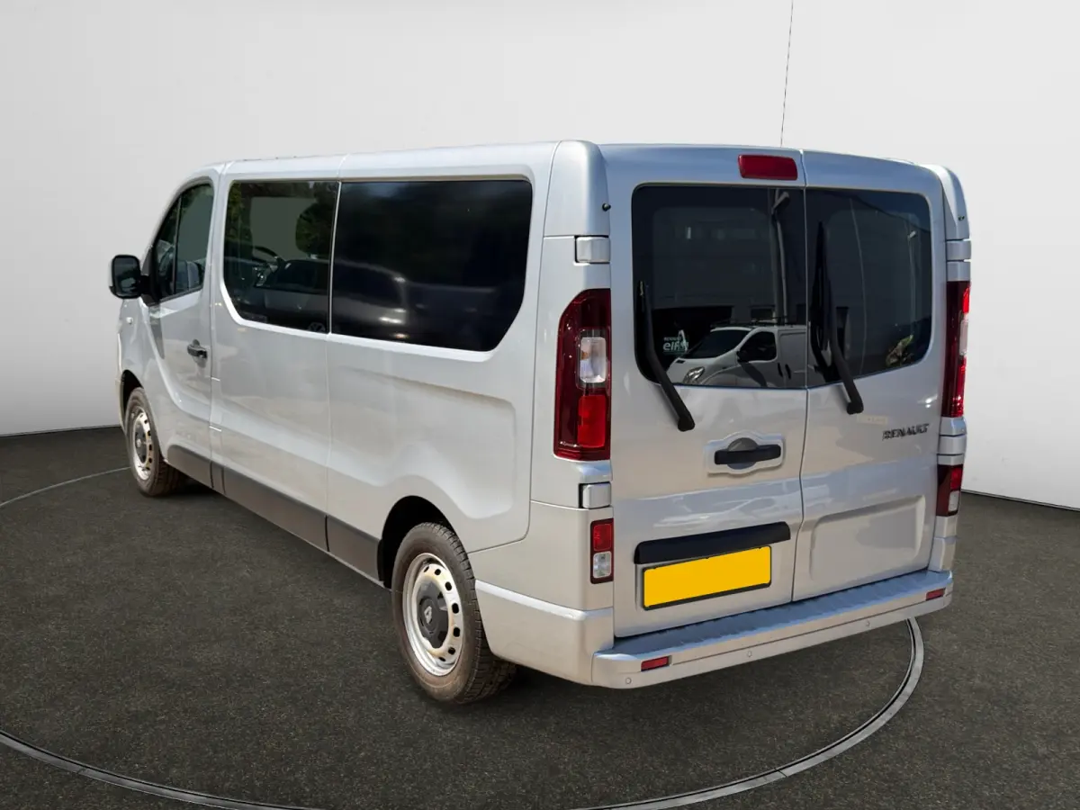 1.6 dCi T29 L2H1 Dubbele Cabine Comfort- Euro 6, Navigatie, Park Assist, Dealer Onderhouden, Cruise