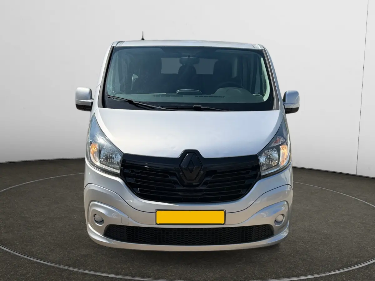 1.6 dCi T29 L2H1 Dubbele Cabine Comfort- Euro 6, Navigatie, Park Assist, Dealer Onderhouden, Cruise