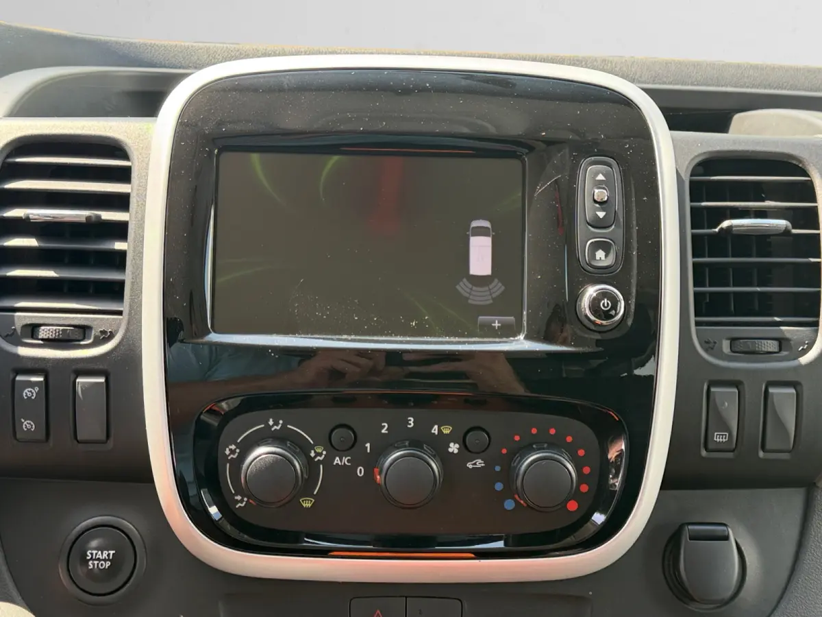 1.6 dCi T29 L2H1 Dubbele Cabine Comfort- Euro 6, Navigatie, Park Assist, Dealer Onderhouden, Cruise