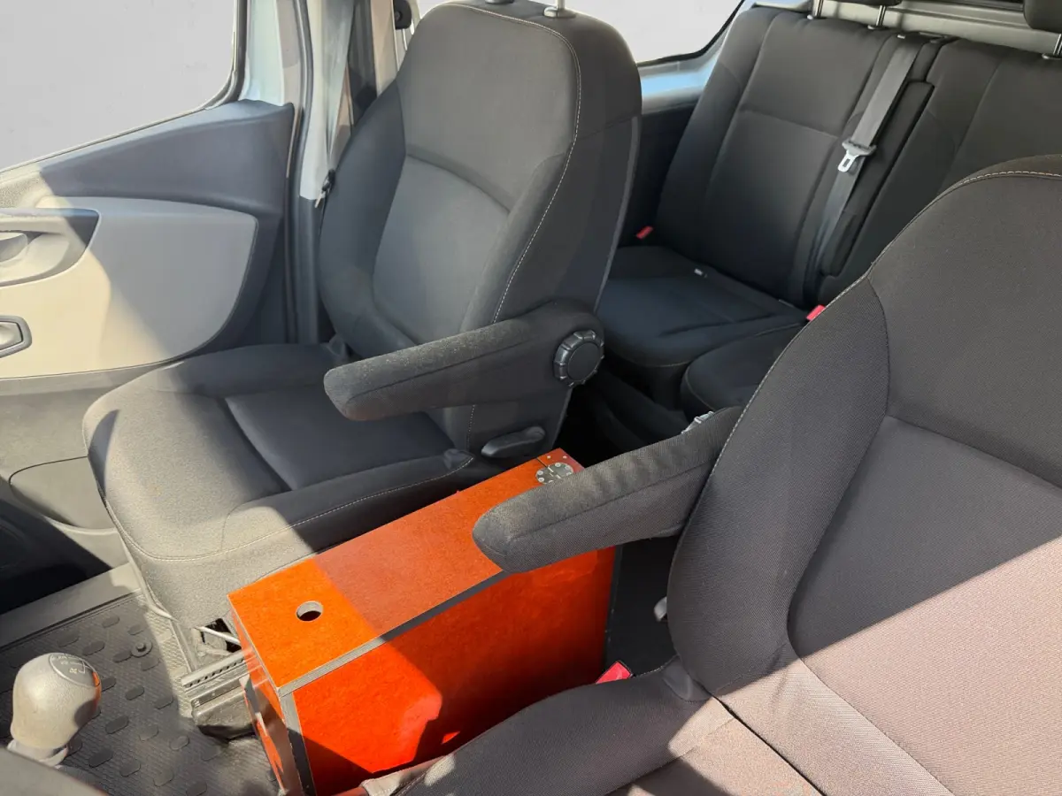 1.6 dCi T29 L2H1 Dubbele Cabine Comfort- Euro 6, Navigatie, Park Assist, Dealer Onderhouden, Cruise