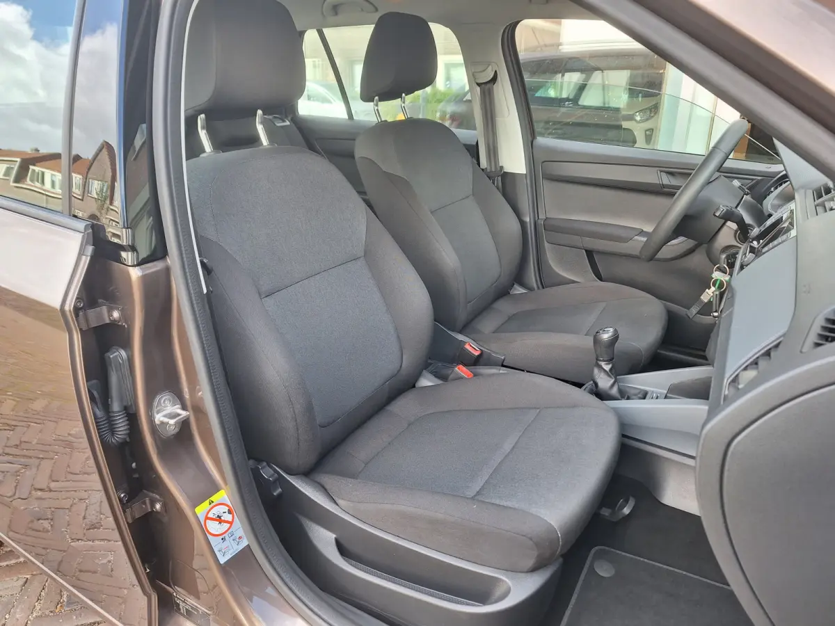 1.0 Active /Navi/Apple/Android/Cruise/1e Eig/Garantie