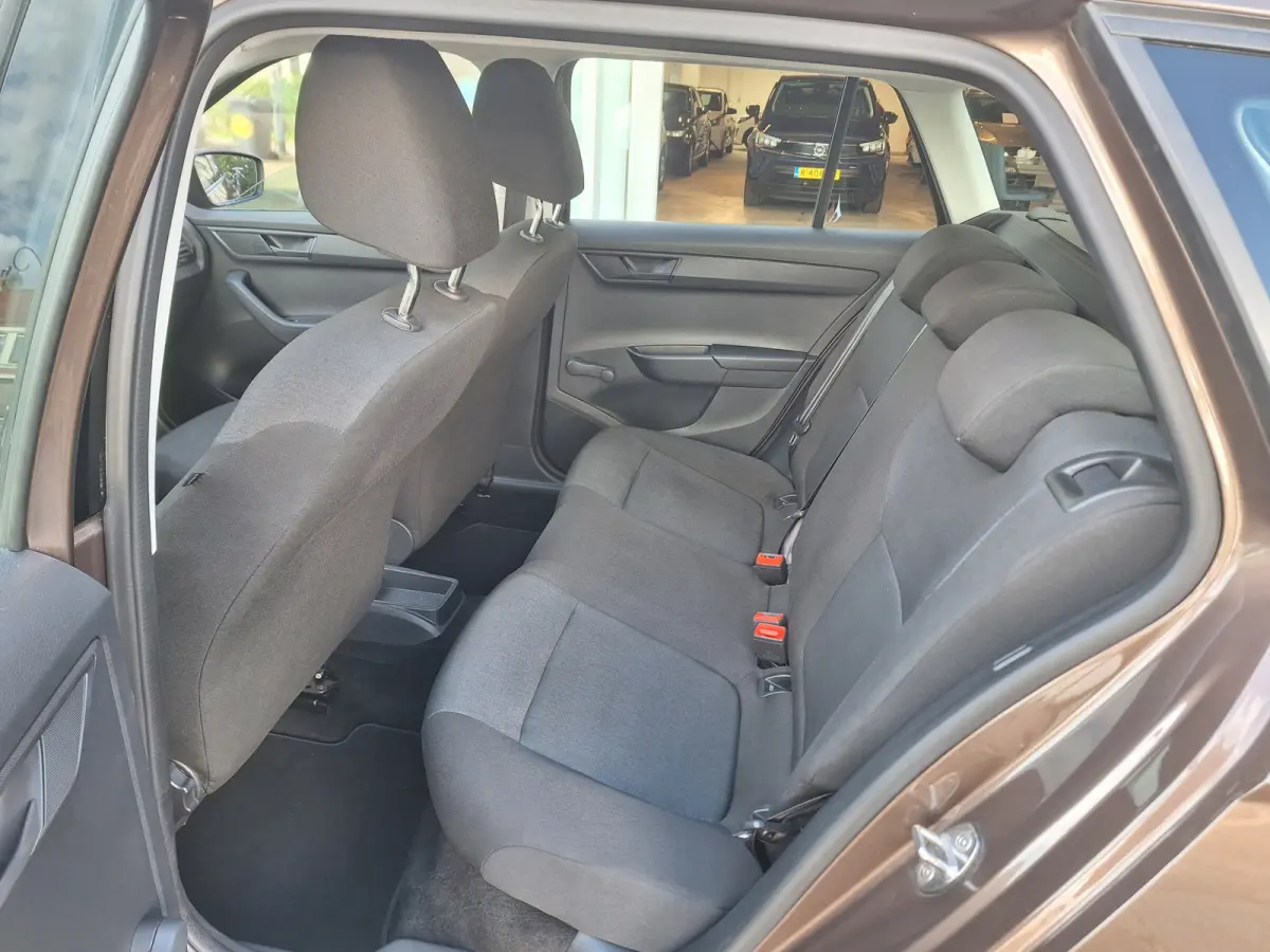 1.0 Active /Navi/Apple/Android/Cruise/1e Eig/Garantie