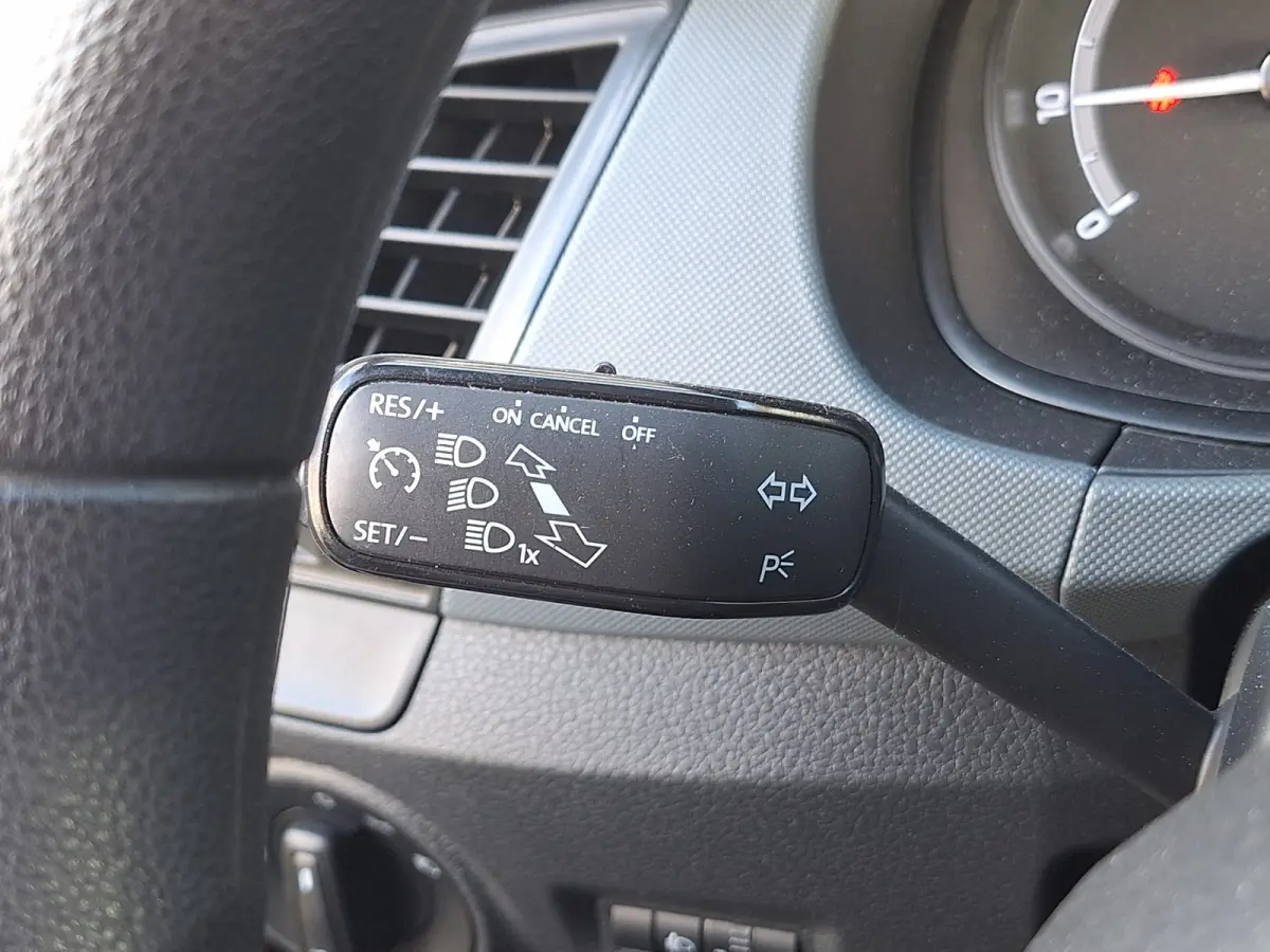1.0 Active /Navi/Apple/Android/Cruise/1e Eig/Garantie
