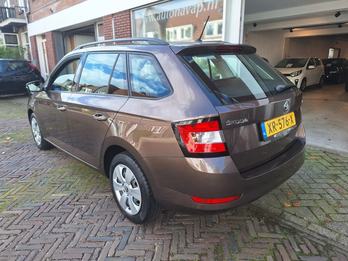 1.0 Active /Navi/Apple/Android/Cruise/1e Eig/Garantie
