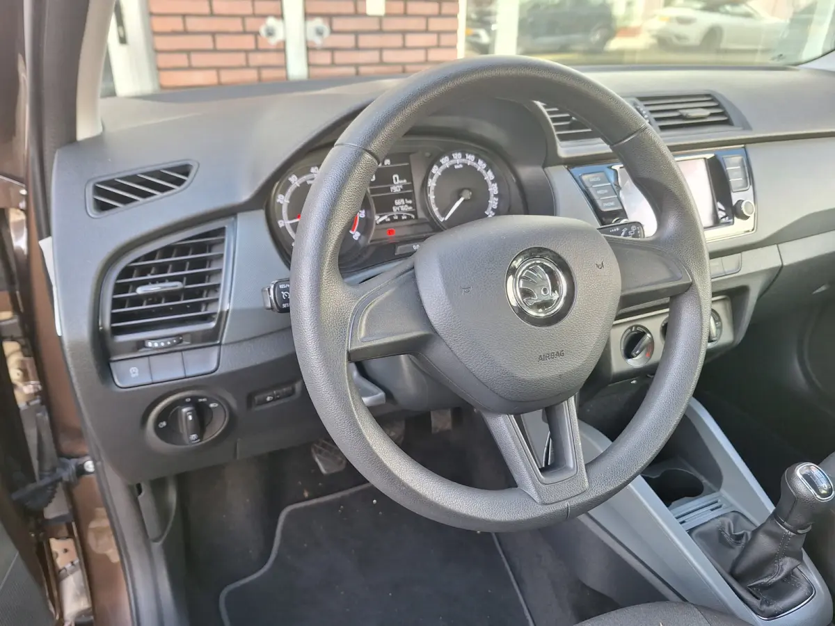 1.0 Active /Navi/Apple/Android/Cruise/1e Eig/Garantie