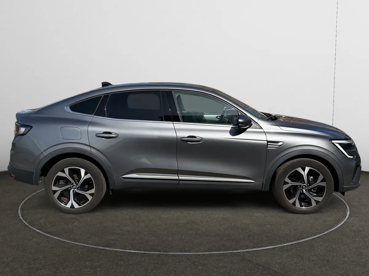 1.6 E-Tech full hybrid 145 techno Aut- Lane Assist, Camera, Privacy Glass, Carplay, Android Auto, Park Assist