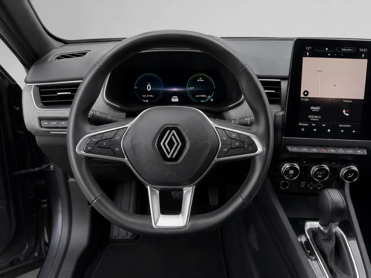 1.6 E-Tech full hybrid 145 techno Aut- Lane Assist, Camera, Privacy Glass, Carplay, Android Auto, Park Assist