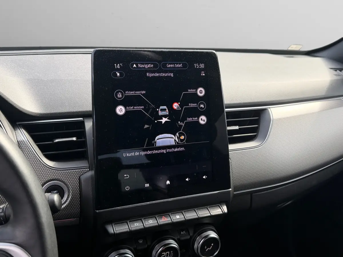 1.6 E-Tech full hybrid 145 techno Aut- Lane Assist, Camera, Privacy Glass, Carplay, Android Auto, Park Assist