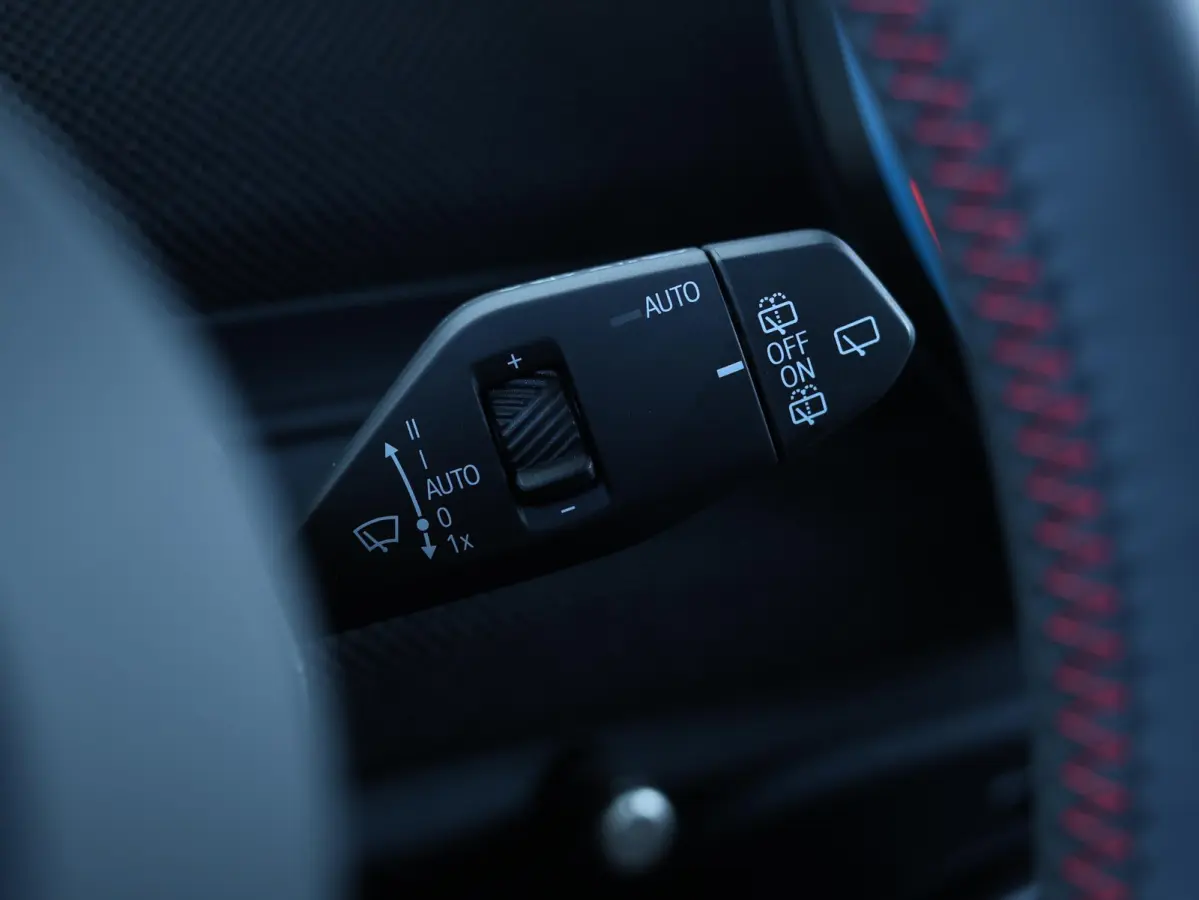 E JCW John Cooper Works L 54.2 kWh | Panorama Dak | Comforttoegang | Parking Assistant Plus | Harman Kardon | Head-Up | Stuur & Stoel Verwarming |