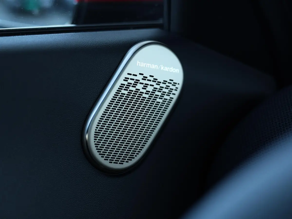E JCW John Cooper Works L 54.2 kWh | Panorama Dak | Comforttoegang | Parking Assistant Plus | Harman Kardon | Head-Up | Stuur & Stoel Verwarming |