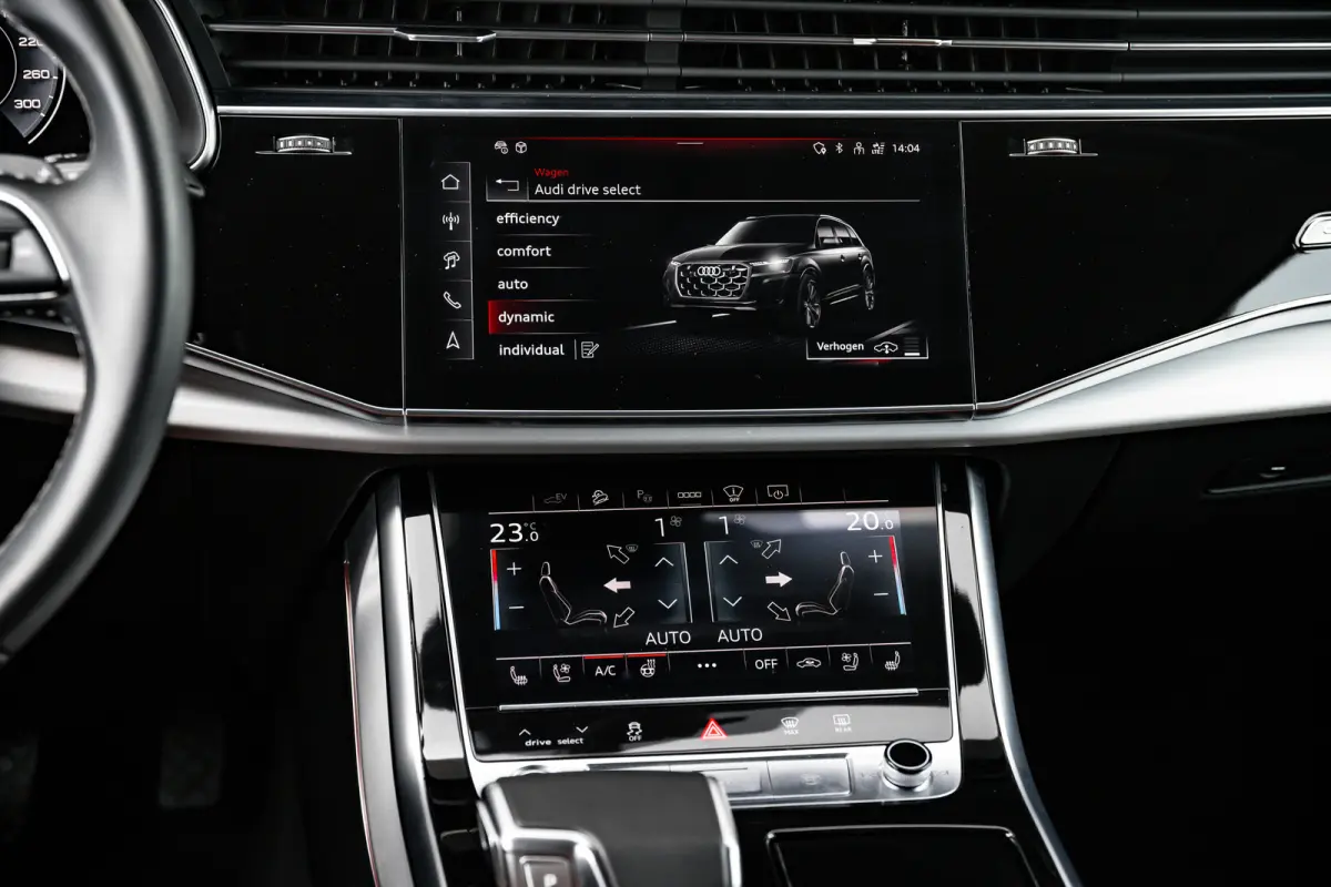 55 TFSI e quattro S line | Massagestoelen | Panoramadak | Luchtvering | Trekhaak | Bang & Olufsen | | Buitenspiegel electr. verstelbaar, verwarmbaar en inklapbaar, met Dimautomaat en Memory 