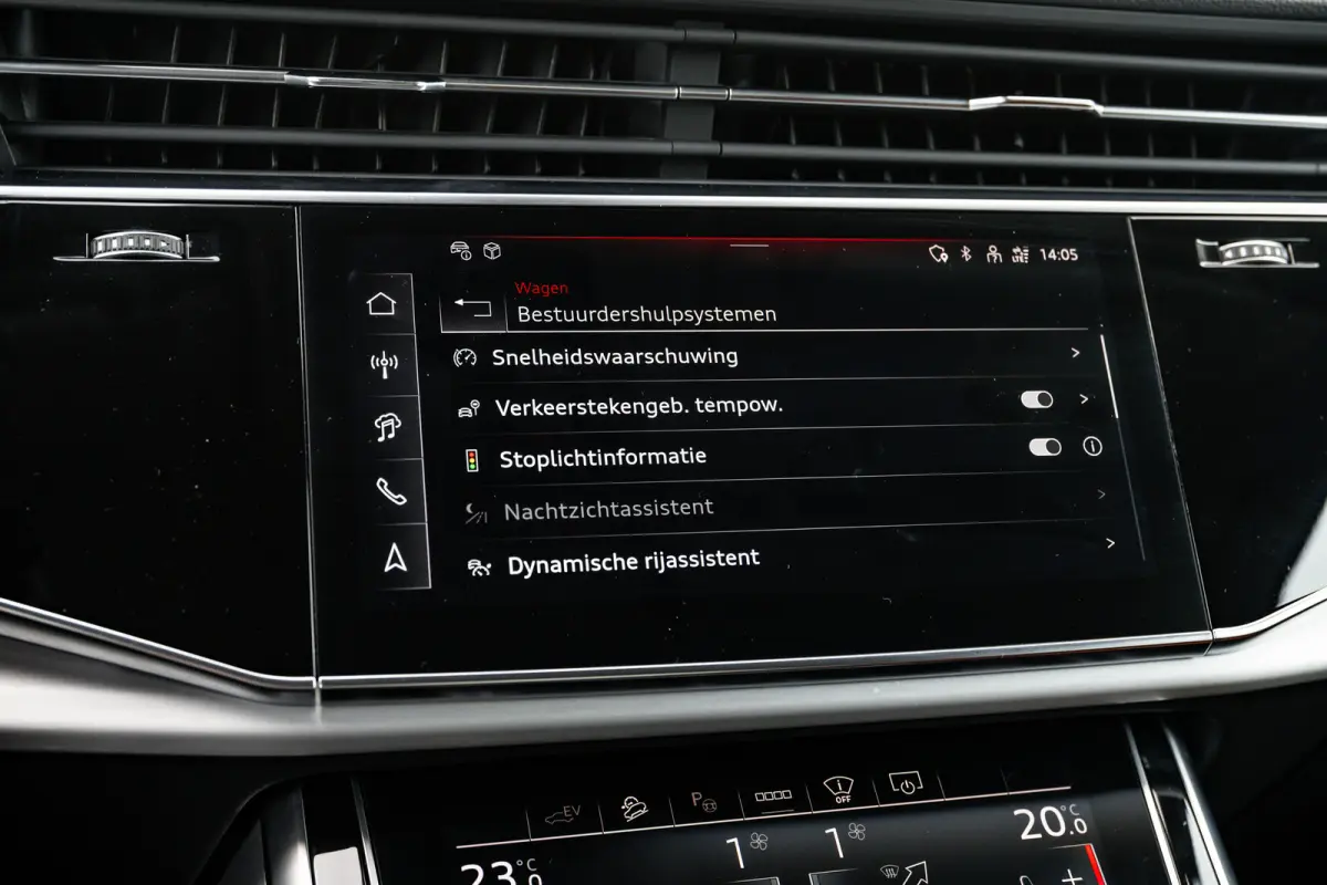 55 TFSI e quattro S line | Massagestoelen | Panoramadak | Luchtvering | Trekhaak | Bang & Olufsen | | Buitenspiegel electr. verstelbaar, verwarmbaar en inklapbaar, met Dimautomaat en Memory 