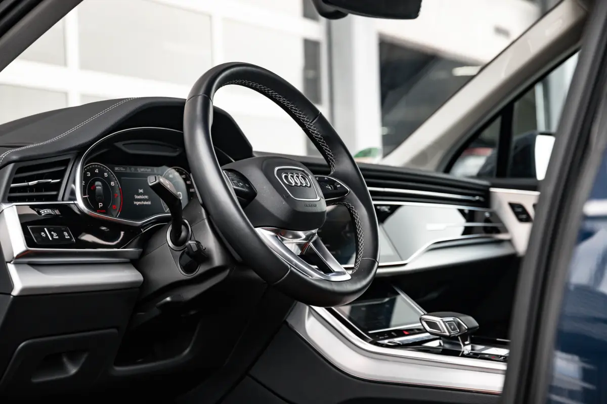 55 TFSI e quattro S line | Massagestoelen | Panoramadak | Luchtvering | Trekhaak | Bang & Olufsen | | Buitenspiegel electr. verstelbaar, verwarmbaar en inklapbaar, met Dimautomaat en Memory 