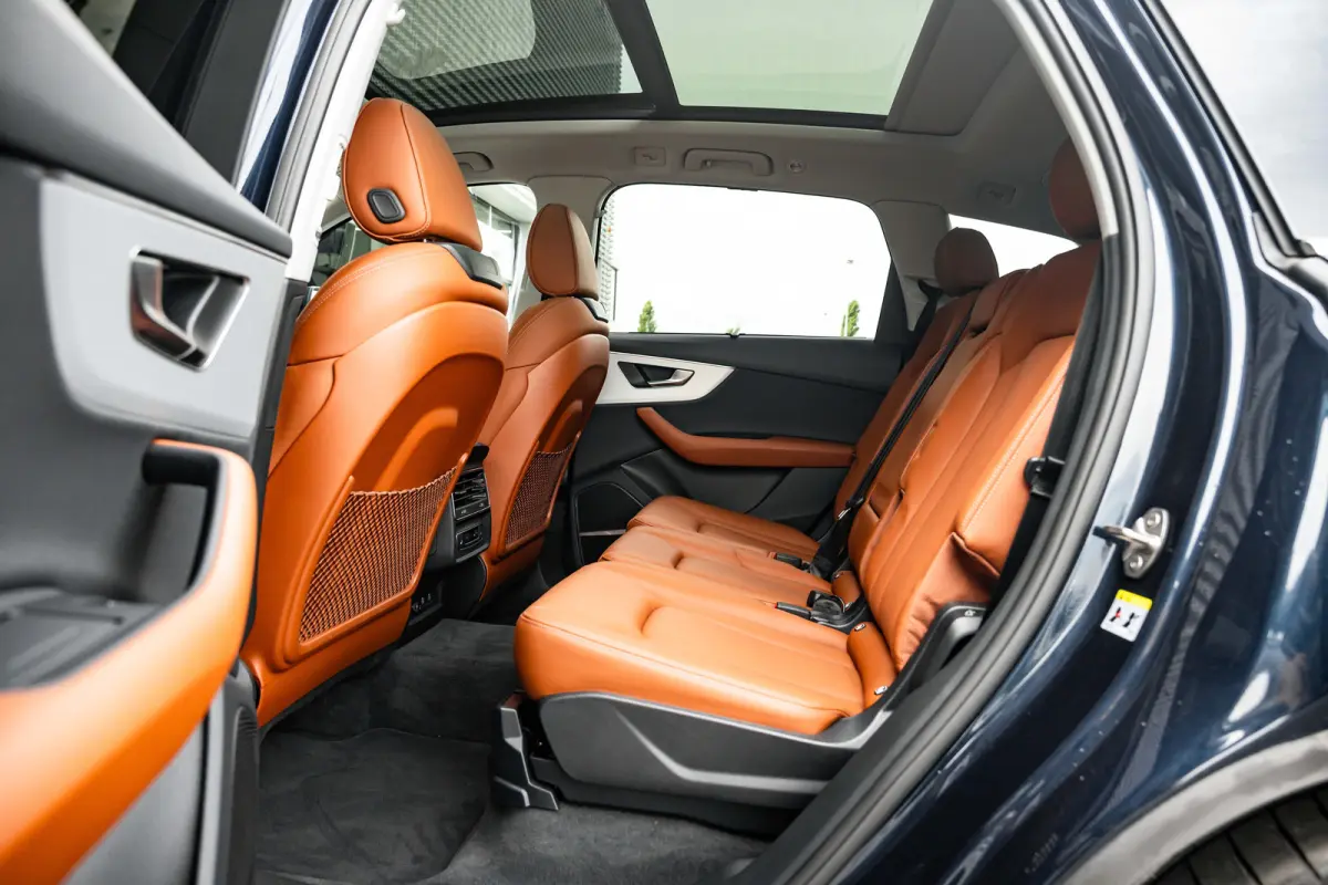 55 TFSI e quattro S line | Massagestoelen | Panoramadak | Luchtvering | Trekhaak | Bang & Olufsen | | Buitenspiegel electr. verstelbaar, verwarmbaar en inklapbaar, met Dimautomaat en Memory 