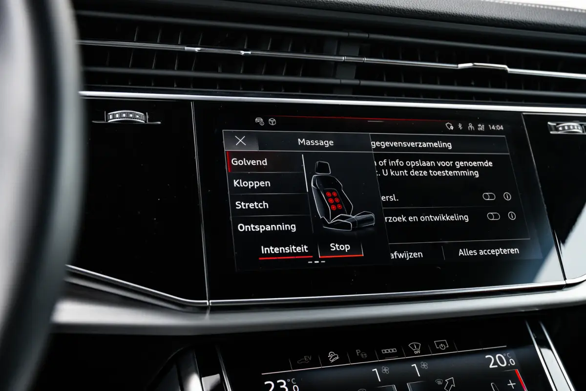 55 TFSI e quattro S line | Massagestoelen | Panoramadak | Luchtvering | Trekhaak | Bang & Olufsen | | Buitenspiegel electr. verstelbaar, verwarmbaar en inklapbaar, met Dimautomaat en Memory 