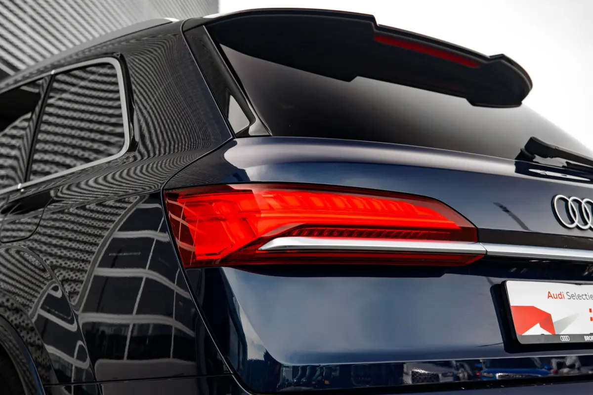 55 TFSI e quattro S line | Massagestoelen | Panoramadak | Luchtvering | Trekhaak | Bang & Olufsen | | Buitenspiegel electr. verstelbaar, verwarmbaar en inklapbaar, met Dimautomaat en Memory 