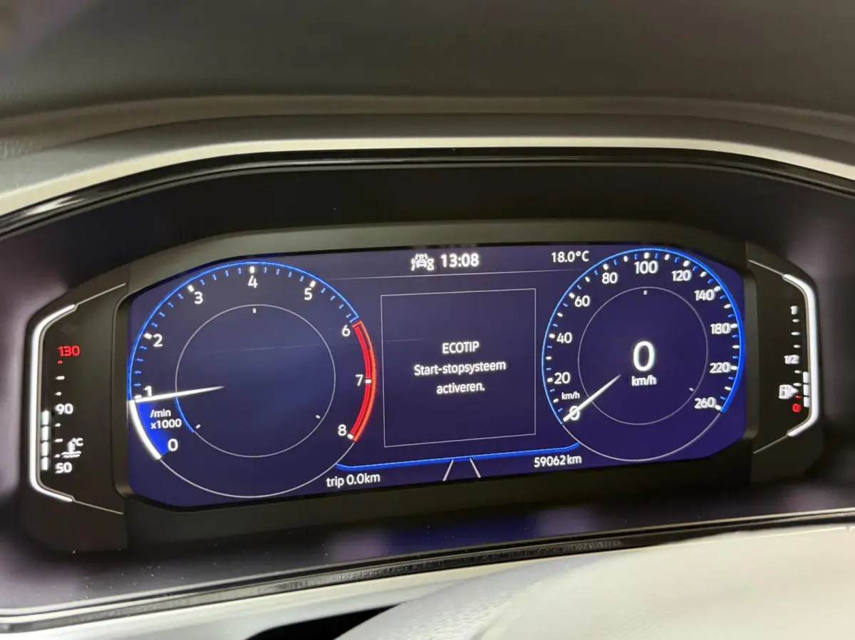 1.0 TSI Life 75 Edition Apple CarPlay/Android Auto | Achteruitrijcamera | Adaptieve cruise control | Climate control | Lichtmetalen sportvelgen | Parkeersensoren voor en achter