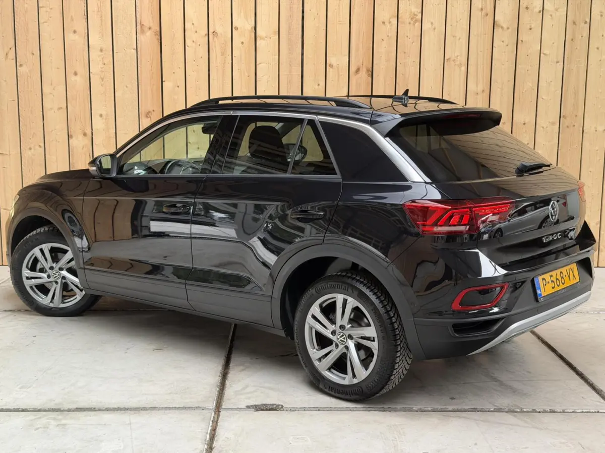 1.0 TSI Life 75 Edition Apple CarPlay/Android Auto | Achteruitrijcamera | Adaptieve cruise control | Climate control | Lichtmetalen sportvelgen | Parkeersensoren voor en achter
