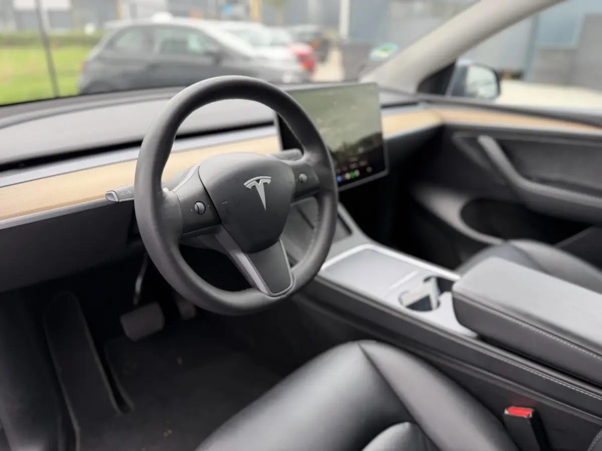 Long Range AWD 75 kWh