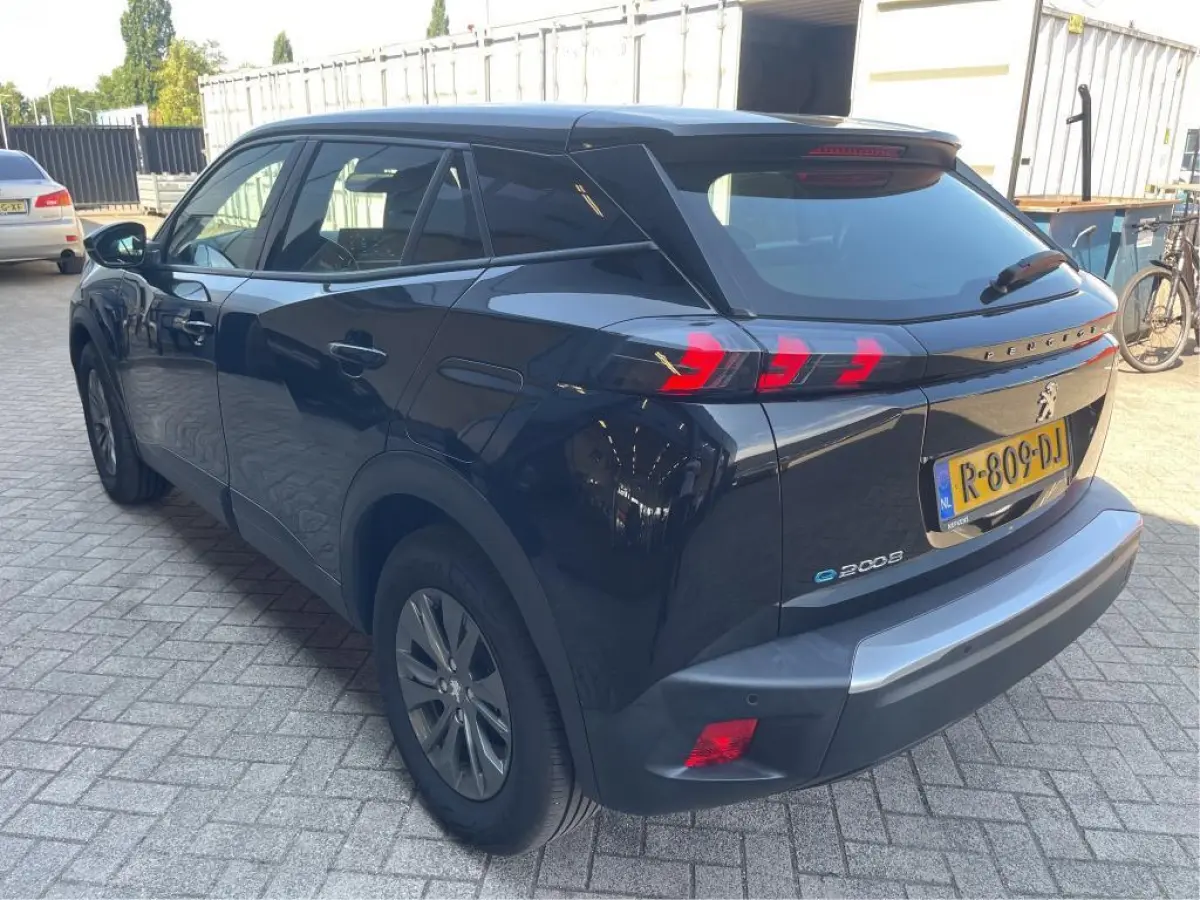 EV Active Pack 50 kWh | LED | Climate |