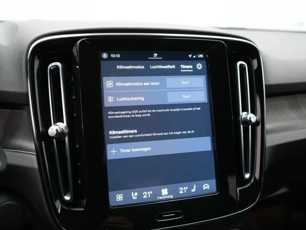 P8 AWD Twin Ultimate 408pk Dealer O.H | Trekhaak Af Fabriek | Adaptive Cruise | Camera | Warmtepomp | Alcantara Sportstoelen Verwarmd | Keyless | Apple Carplay | Pilot Assist | BLIS | Naviga