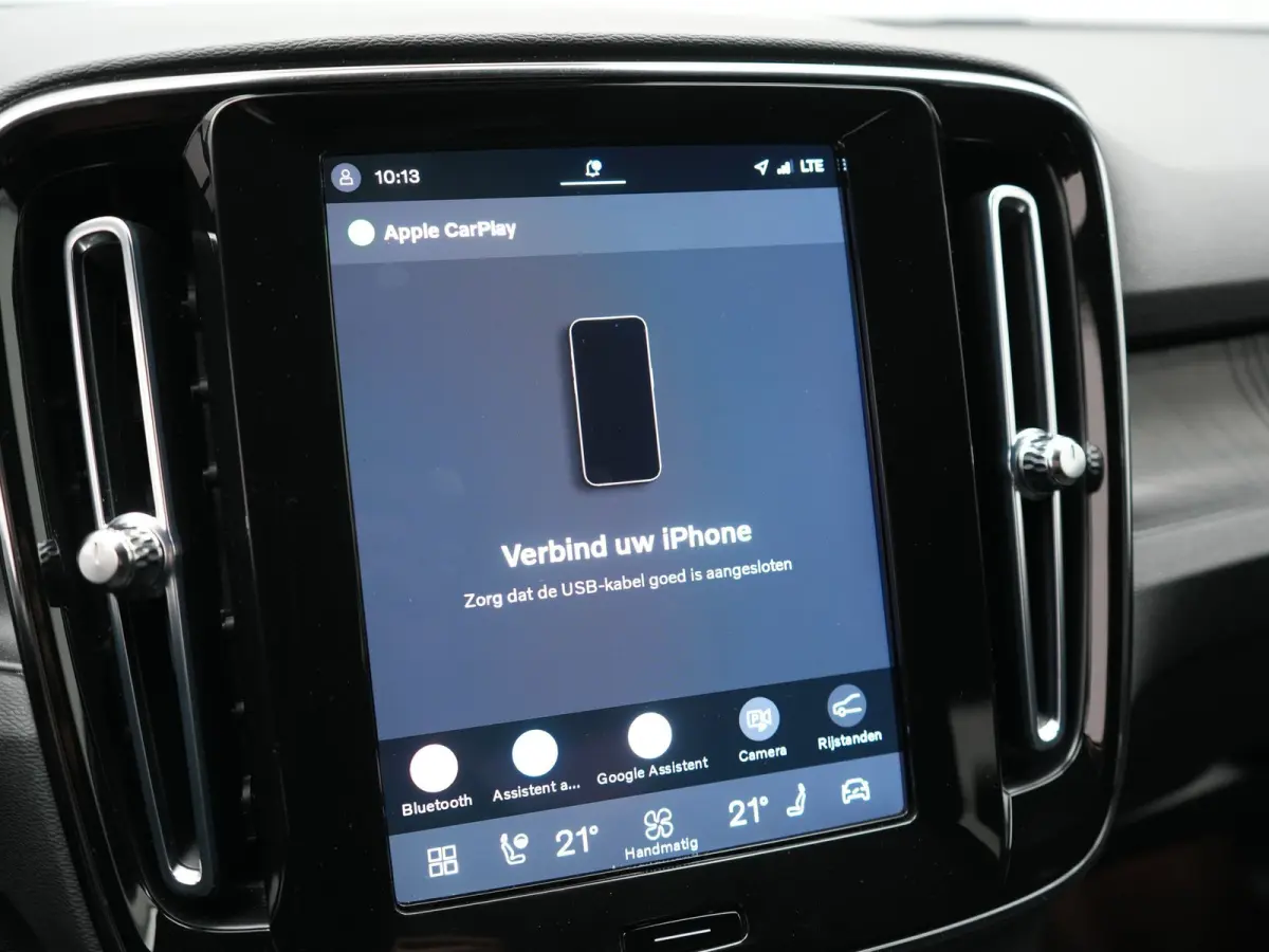 P8 AWD Twin Ultimate 408pk Dealer O.H | Trekhaak Af Fabriek | Adaptive Cruise | Camera | Warmtepomp | Alcantara Sportstoelen Verwarmd | Keyless | Apple Carplay | Pilot Assist | BLIS | Naviga