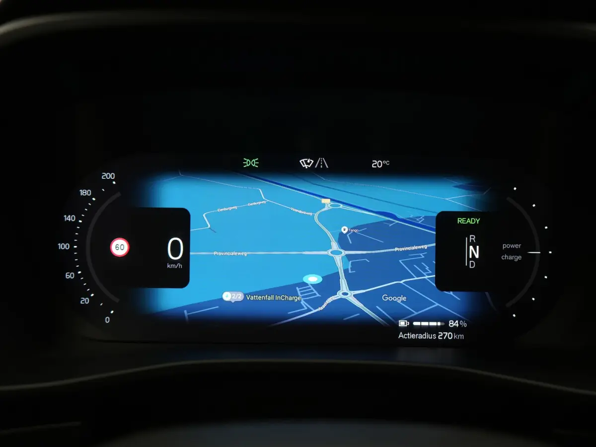 P8 AWD Twin Ultimate 408pk Dealer O.H | Trekhaak Af Fabriek | Adaptive Cruise | Camera | Warmtepomp | Alcantara Sportstoelen Verwarmd | Keyless | Apple Carplay | Pilot Assist | BLIS | Naviga