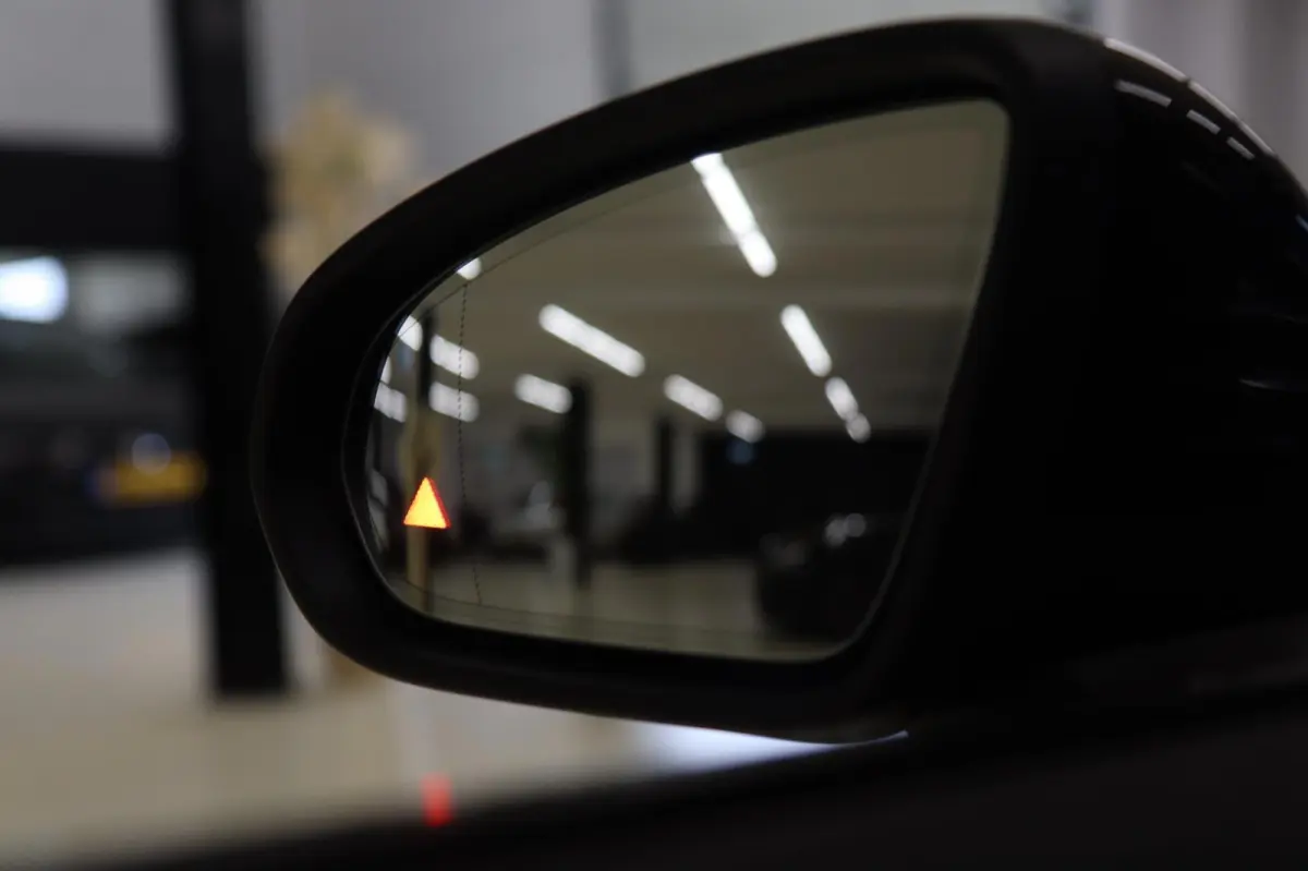 250 e AMG-LINE PANO/HUD/KEYLESS/360CAM/CARPLAY/VOL