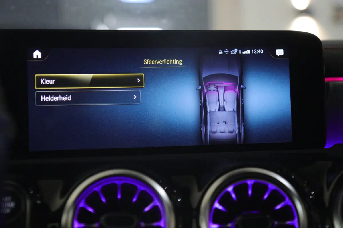 250 e AMG-LINE PANO/HUD/KEYLESS/360CAM/CARPLAY/VOL