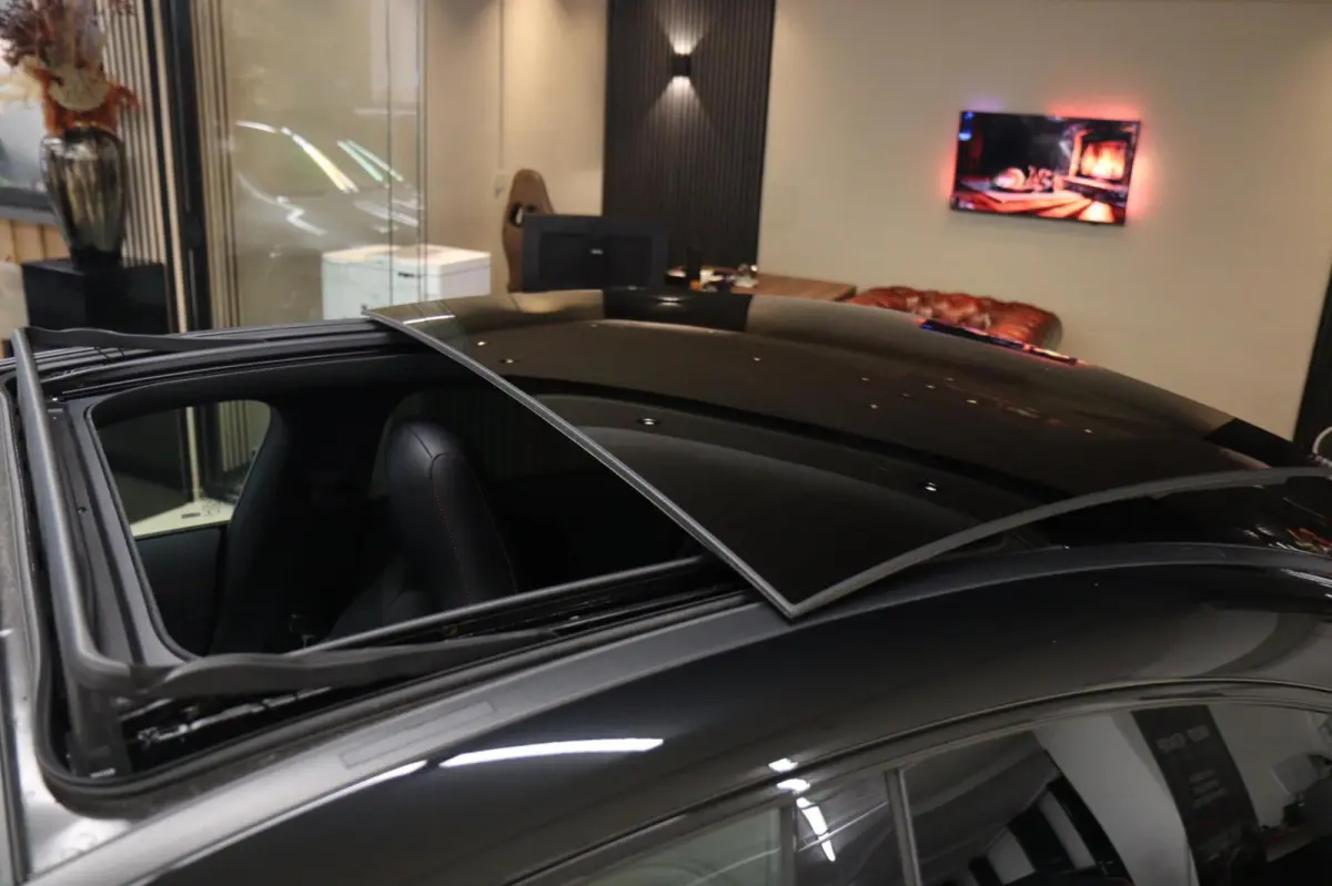 250 e AMG-LINE PANO/HUD/KEYLESS/360CAM/CARPLAY/VOL