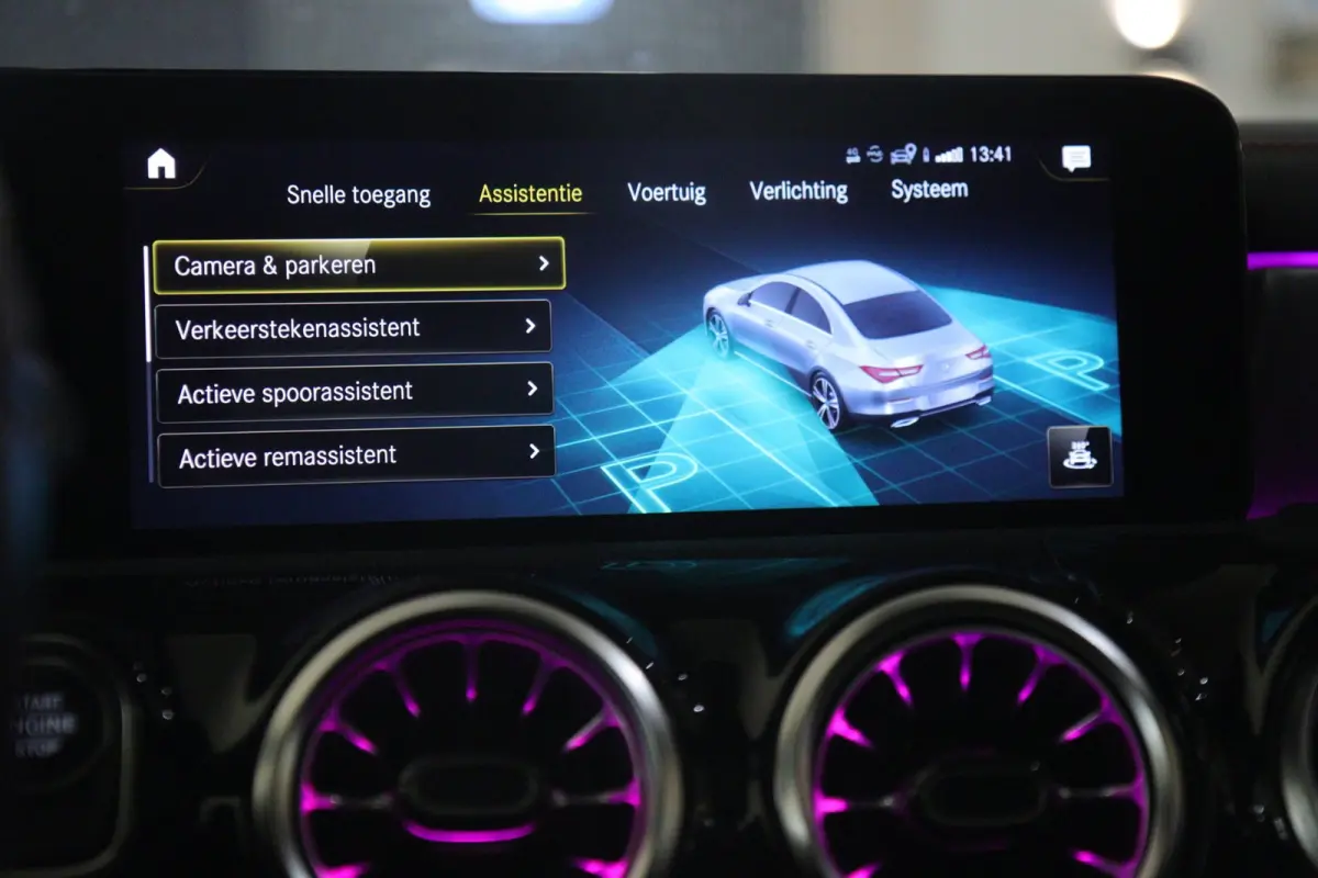 250 e AMG-LINE PANO/HUD/KEYLESS/360CAM/CARPLAY/VOL