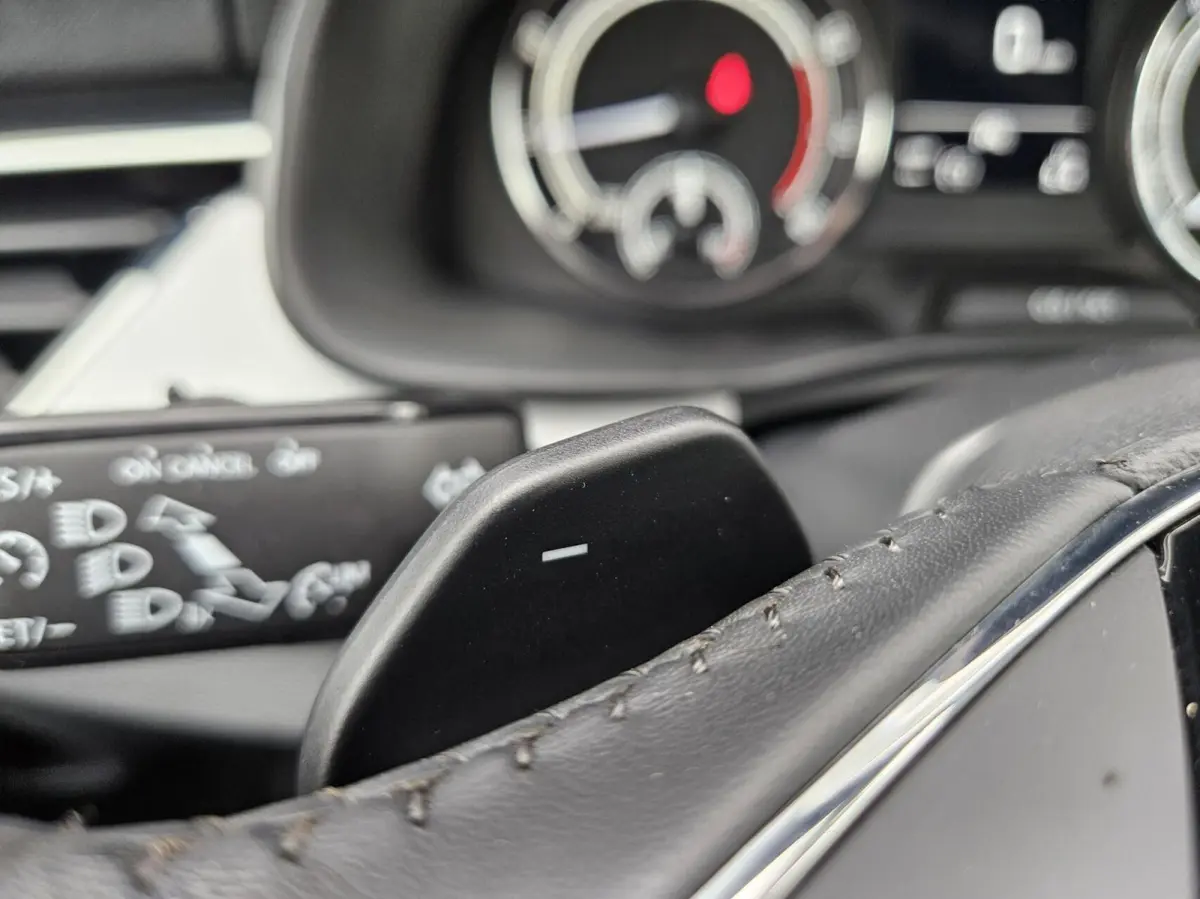 1.0 TSI Business Edition | AUTOMAAT | PANODAK | CAMERA | APPLE/ANDROID