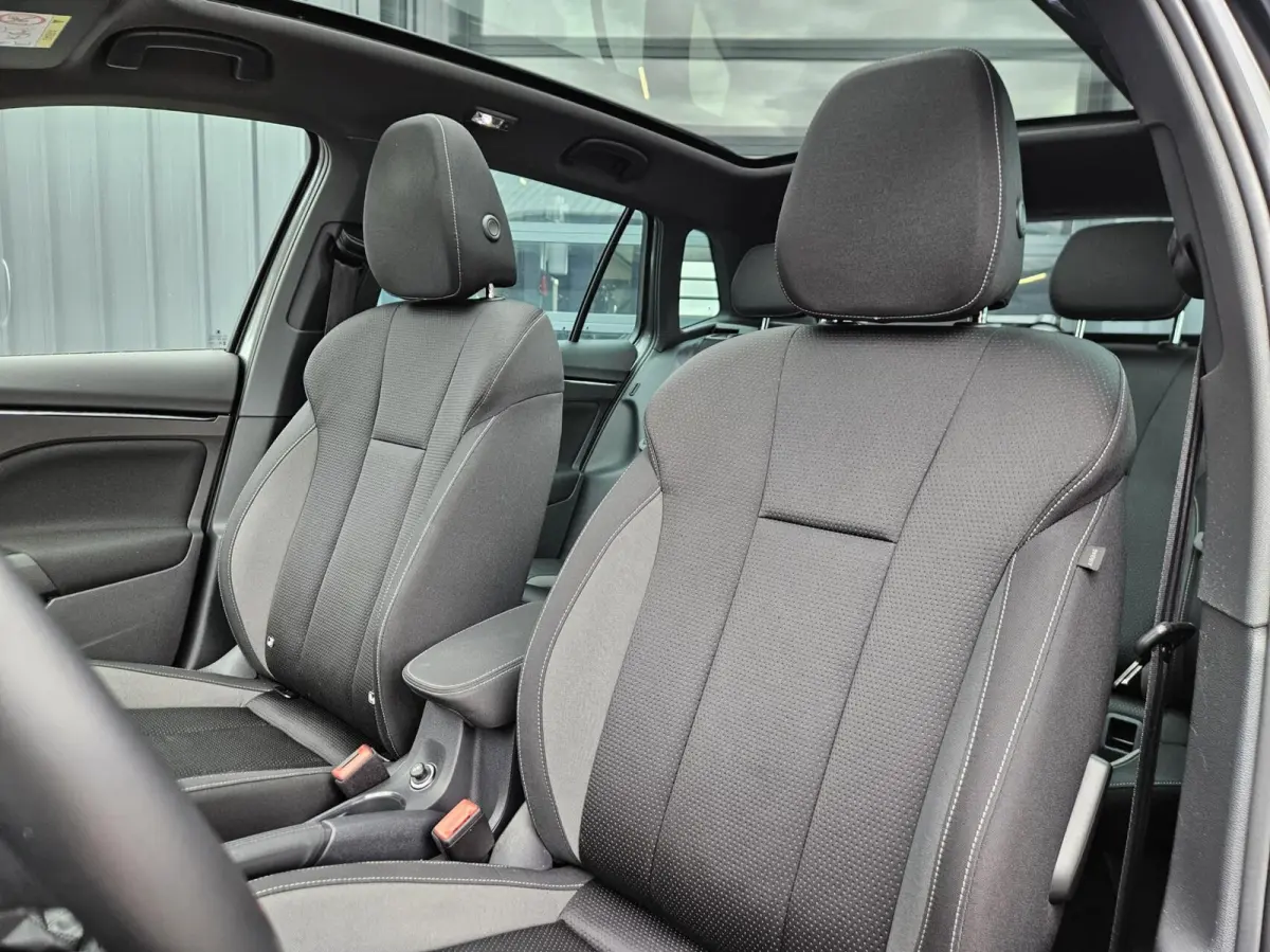 1.0 TSI Business Edition | AUTOMAAT | PANODAK | CAMERA | APPLE/ANDROID
