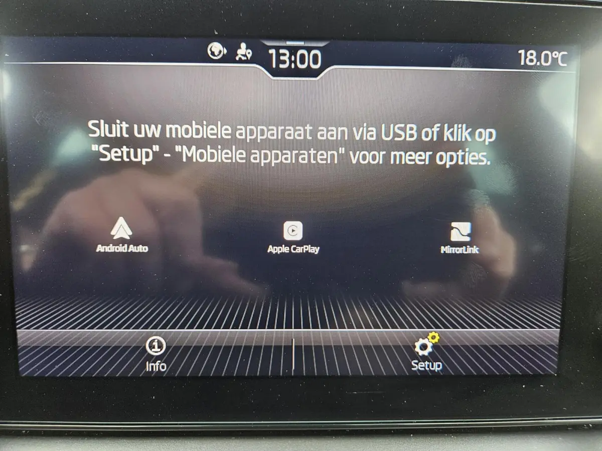 1.0 TSI Business Edition | AUTOMAAT | PANODAK | CAMERA | APPLE/ANDROID