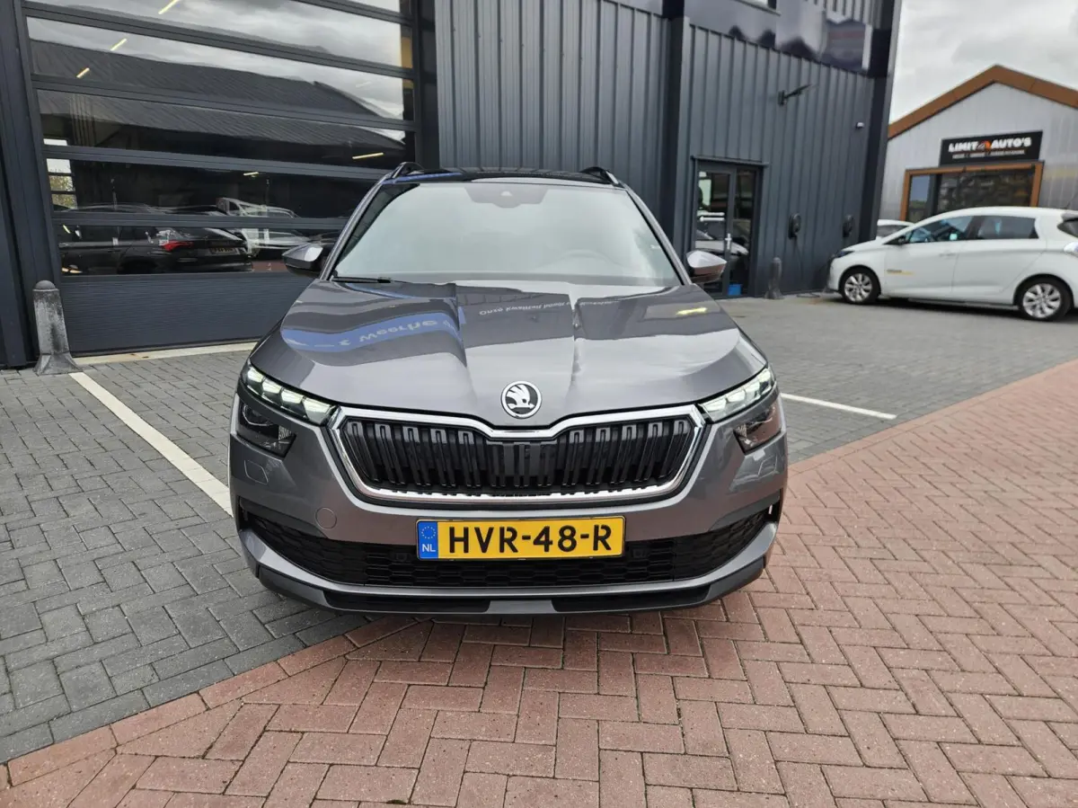 1.0 TSI Business Edition | AUTOMAAT | PANODAK | CAMERA | APPLE/ANDROID