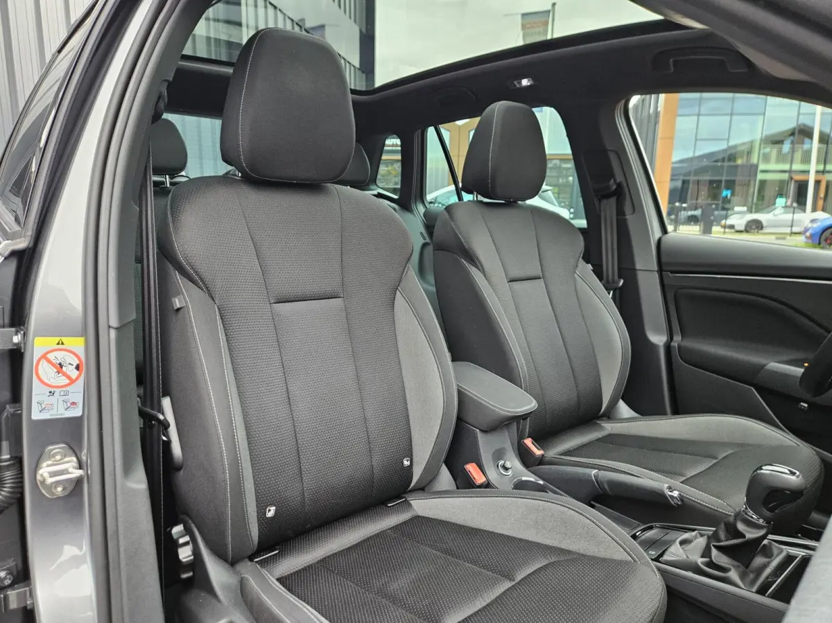 1.0 TSI Business Edition | AUTOMAAT | PANODAK | CAMERA | APPLE/ANDROID