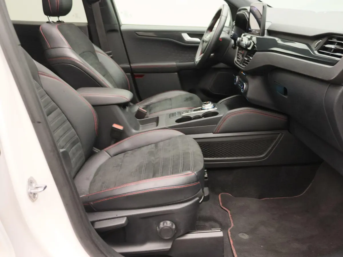 2.5 PHEV ST-Line X Aut. |  Panoramadak | Apple Carplay/Android Auto | Winterpakket | Cruise Control | Lichtmetalen Velgen |