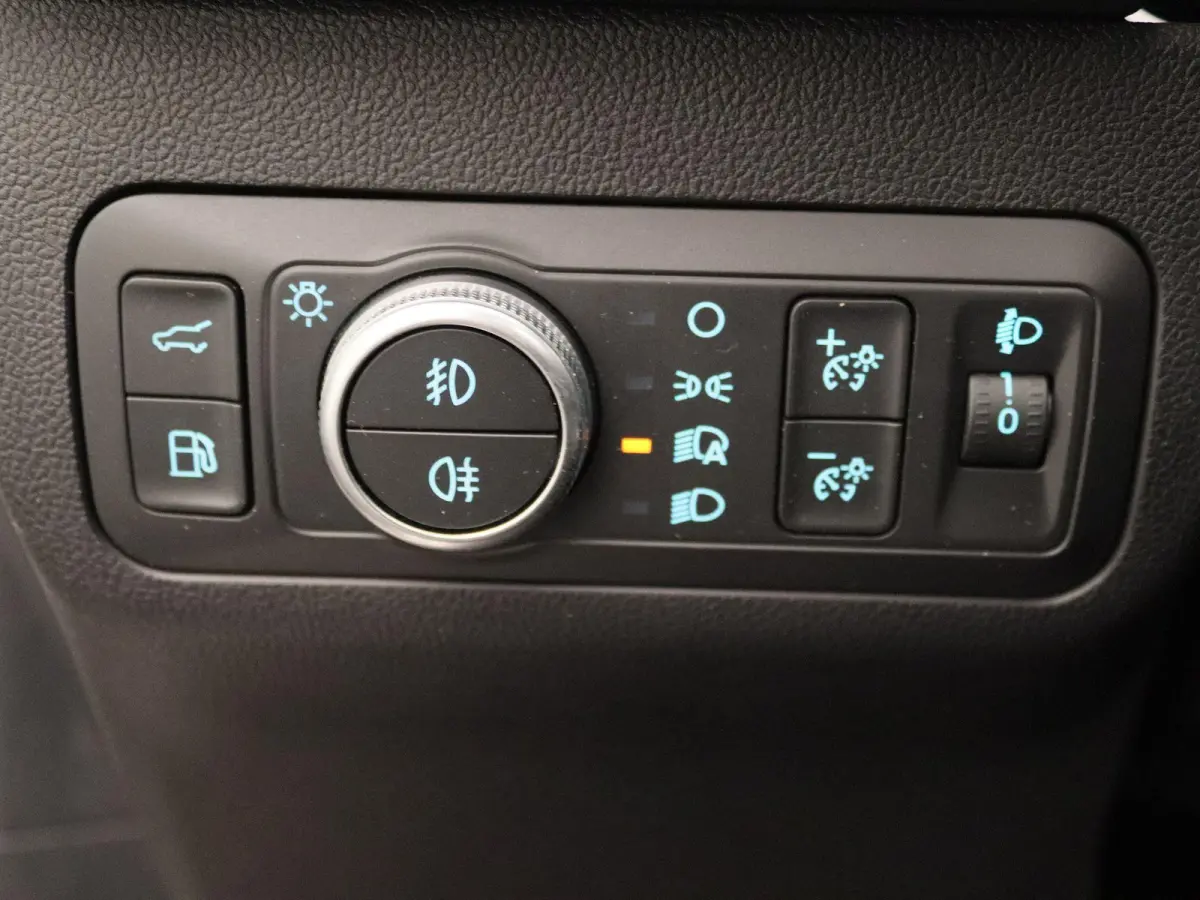 2.5 PHEV ST-Line X Aut. |  Panoramadak | Apple Carplay/Android Auto | Winterpakket | Cruise Control | Lichtmetalen Velgen |