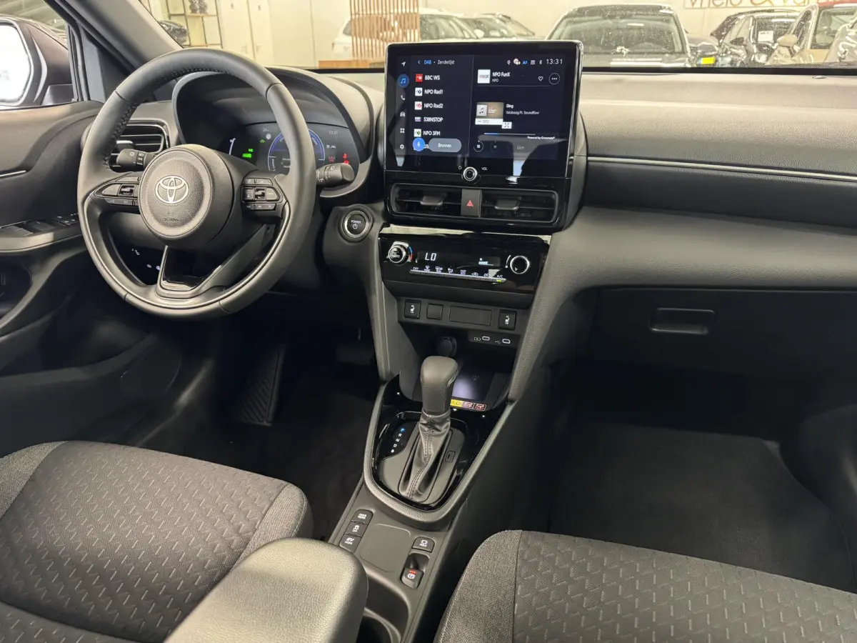 1.5 Hybrid 130 Dynamic Navi | Camera | Clima | ACC | Carplay | Winter pakket ( Vestiging - Nieuwegein )
