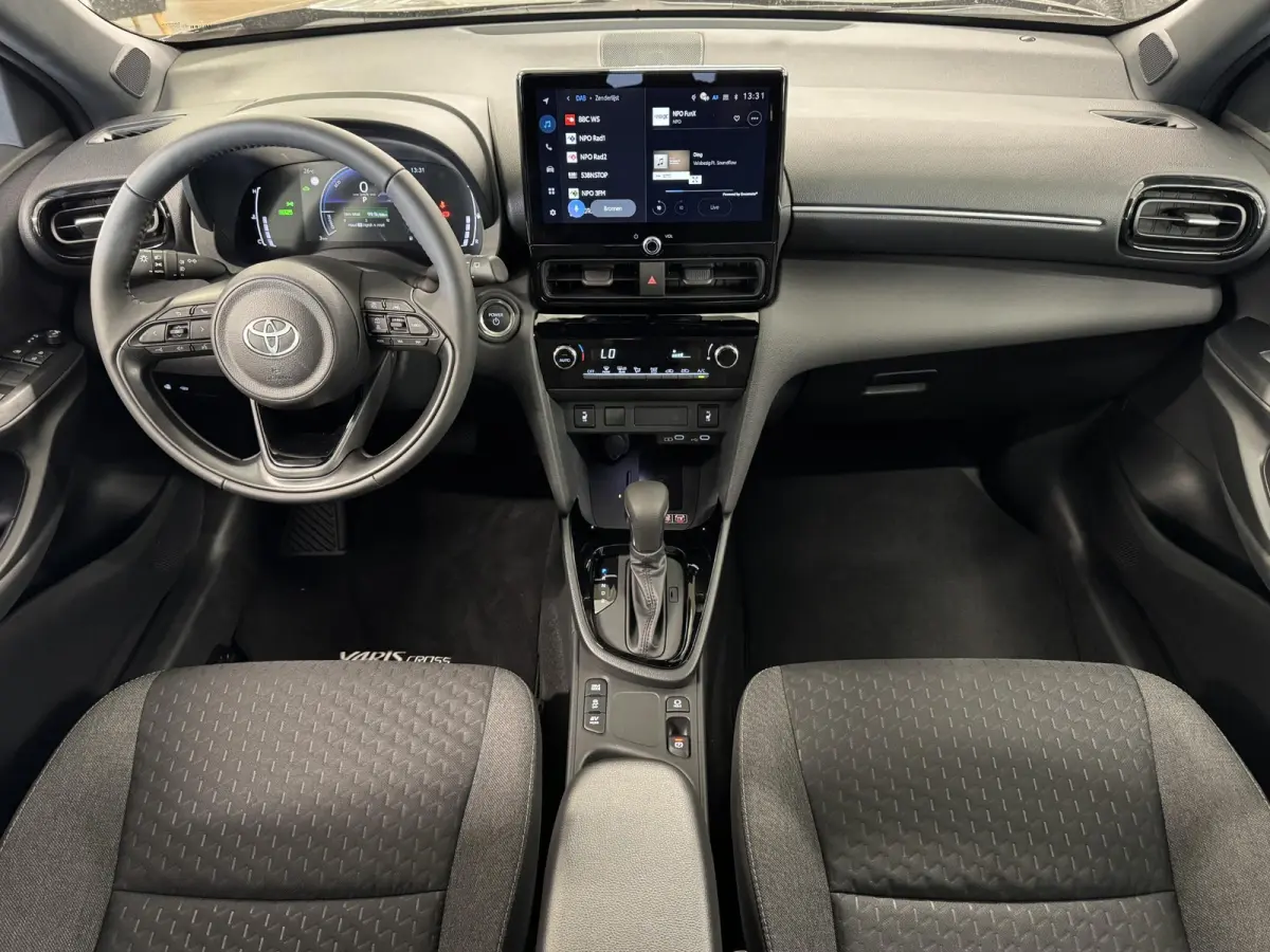 1.5 Hybrid 130 Dynamic Navi | Camera | Clima | ACC | Carplay | Winter pakket ( Vestiging - Nieuwegein )