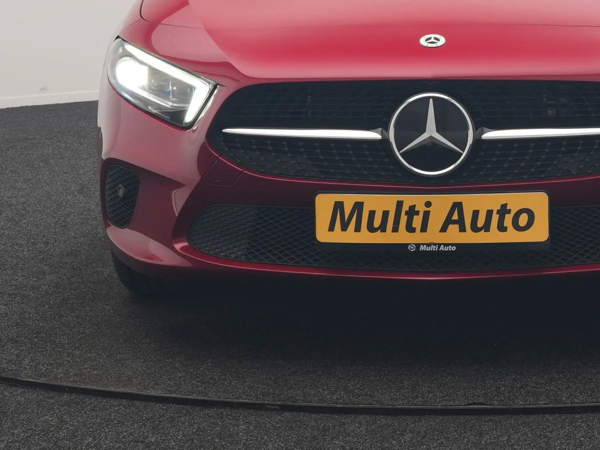 250 e Premium PHEV 218pk Dealer O.H | Trekhaak Af Fabriek | Panodak | Adaptive Cruise | Multibeam LED | Burmester Audio | 360 Camera | Lederen Sportstoelen Massage & Ventilatie & Memory | Ke