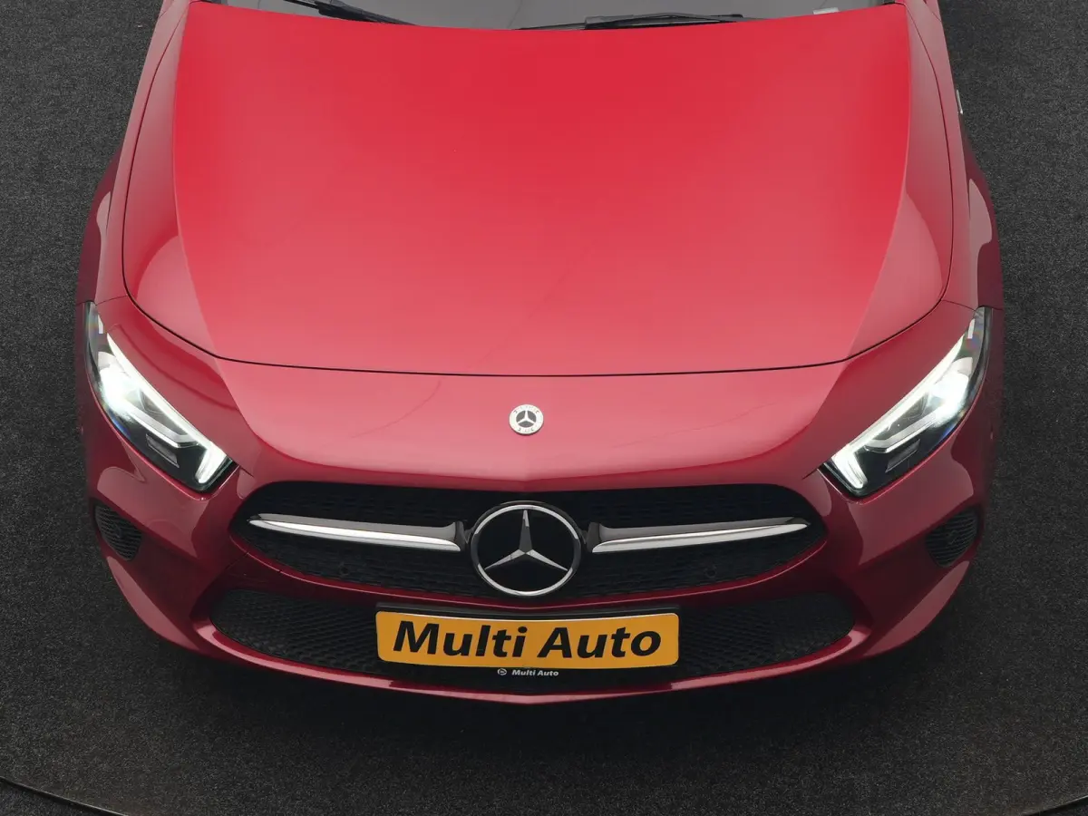 250 e Premium PHEV 218pk Dealer O.H | Trekhaak Af Fabriek | Panodak | Adaptive Cruise | Multibeam LED | Burmester Audio | 360 Camera | Lederen Sportstoelen Massage & Ventilatie & Memory | Ke
