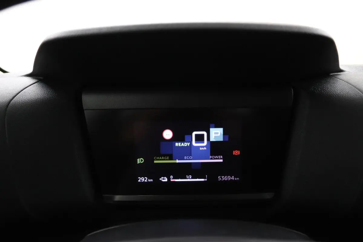 You 50 kWh | Camera | CarPlay |