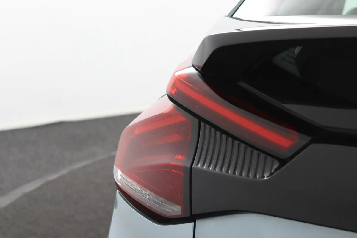 You 50 kWh | Camera | CarPlay |