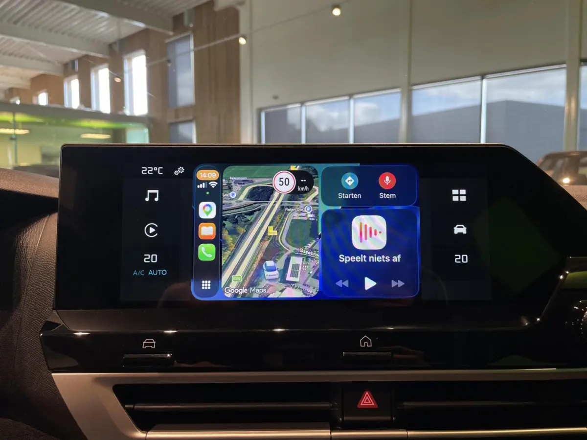 You 50 kWh | Camera | CarPlay |
