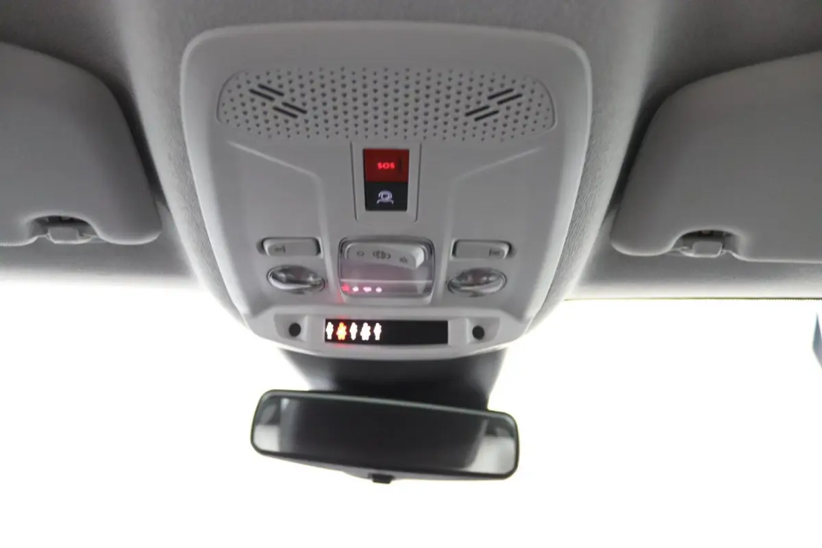 You 50 kWh | Camera | CarPlay |