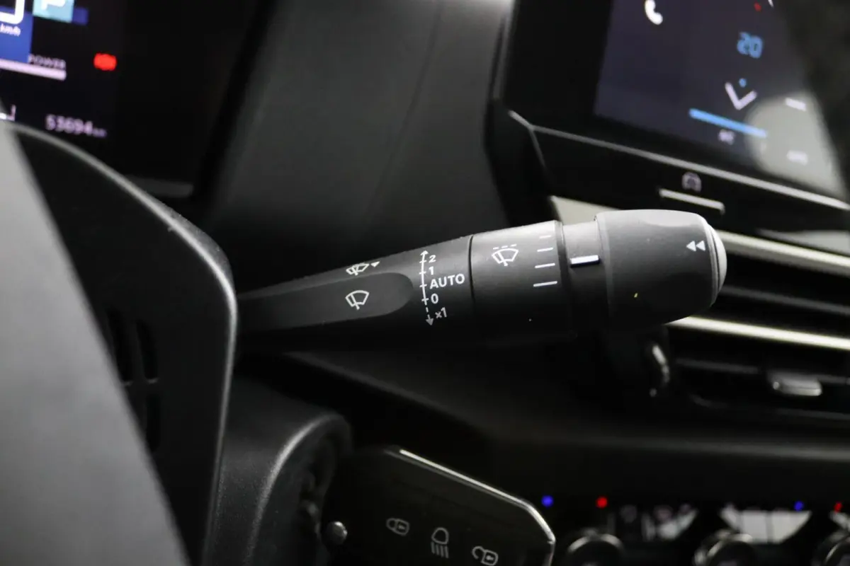 You 50 kWh | Camera | CarPlay |